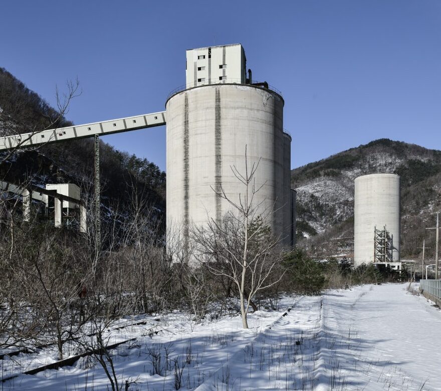 삼척 폐시멘트공장, 라파즈한라시멘트 석회석광산