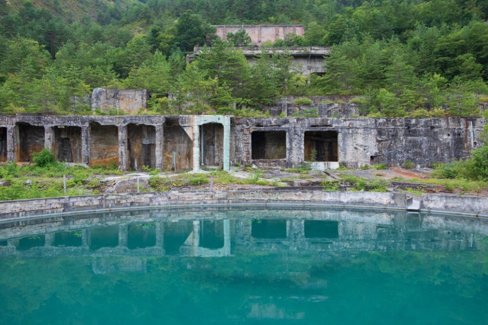 아키타현 폐광산 시바리 온천, 尾去沢鉱山 志張温泉